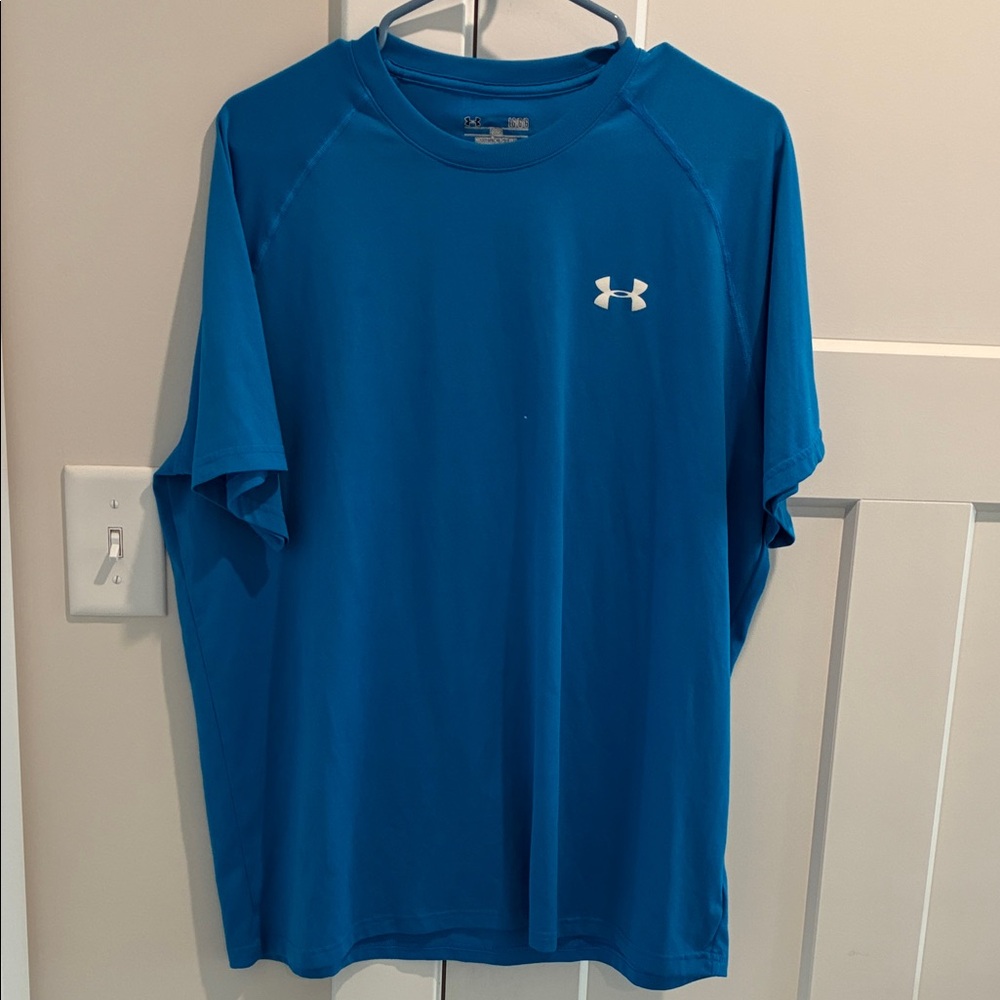 Under Armour Men’s Bright Blue Performance Tee